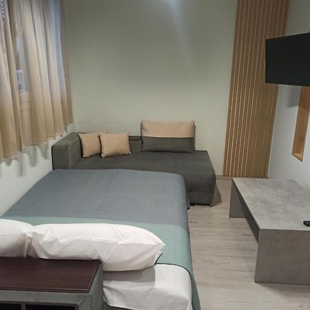 Axas Apartments Michaniona المظهر الخارجي الصورة