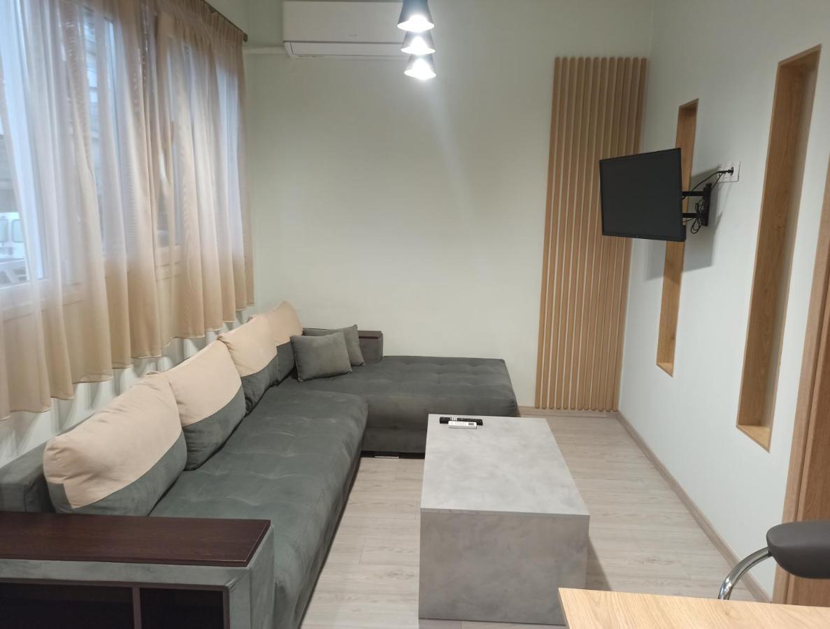 Axas Apartments Michaniona المظهر الخارجي الصورة