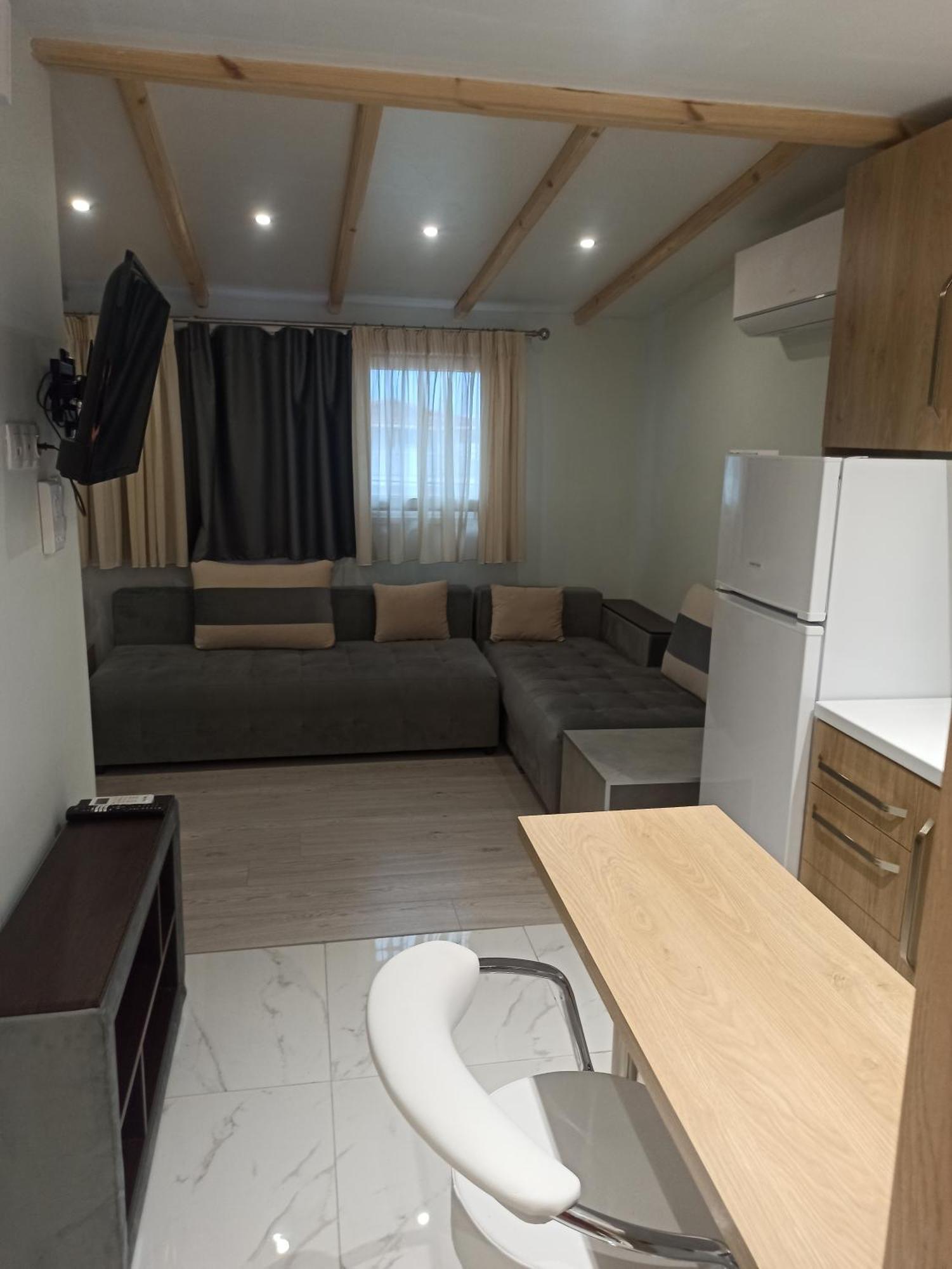 Axas Apartments Michaniona المظهر الخارجي الصورة